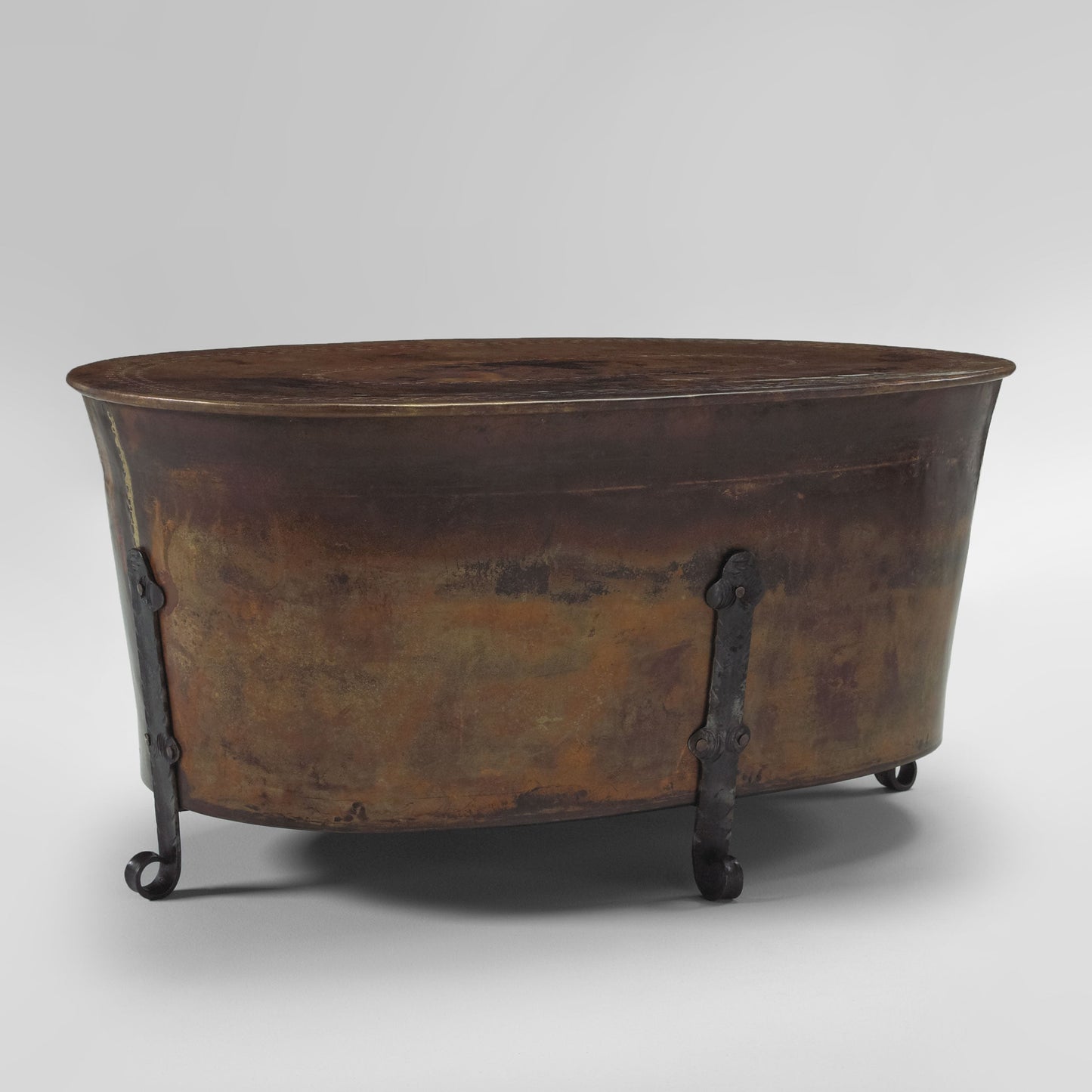 40x24x19 Oval Cauldron Table